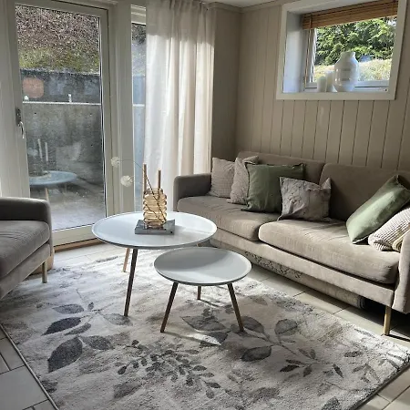 Cozy 5min To & Dnv With Free Parking Appartement *