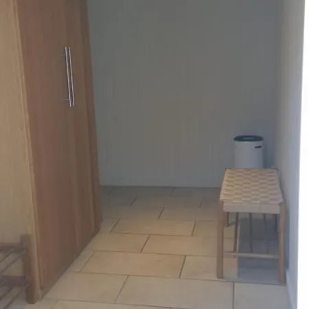 Apartment Cozy 5min To & Dnv With Free Parking *