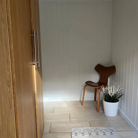 Apartment Cozy 5min To & Dnv With Free Parking Sandvika (Baerum)